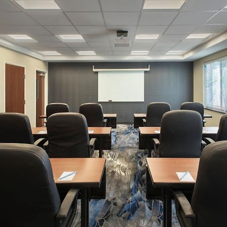 Fairfield Inn & Suites By Marriott Watertown Thousand Islands Exteriör bild