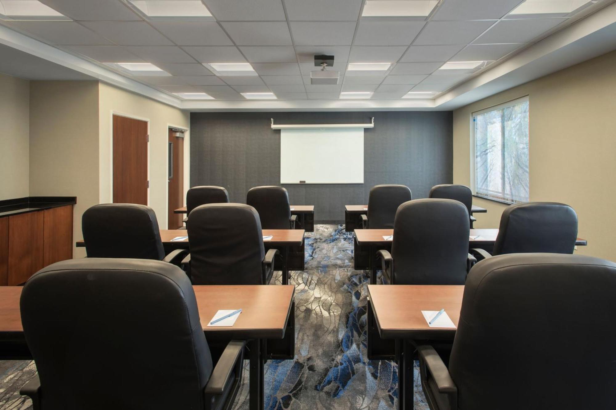 Fairfield Inn & Suites By Marriott Watertown Thousand Islands Exteriör bild