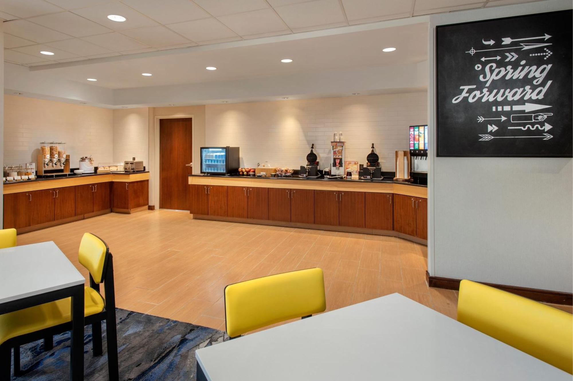 Fairfield Inn & Suites By Marriott Watertown Thousand Islands Exteriör bild