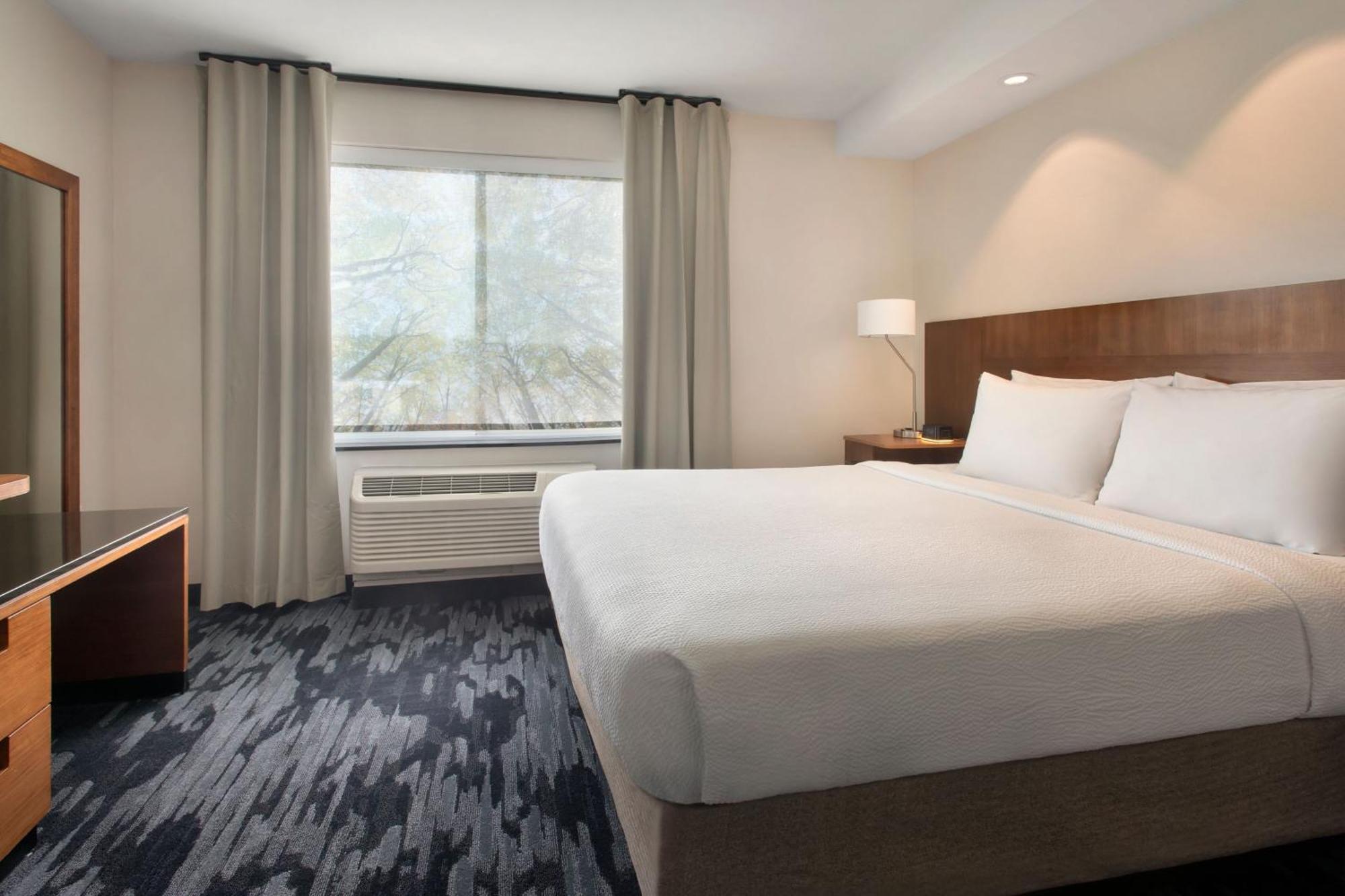 Fairfield Inn & Suites By Marriott Watertown Thousand Islands Exteriör bild