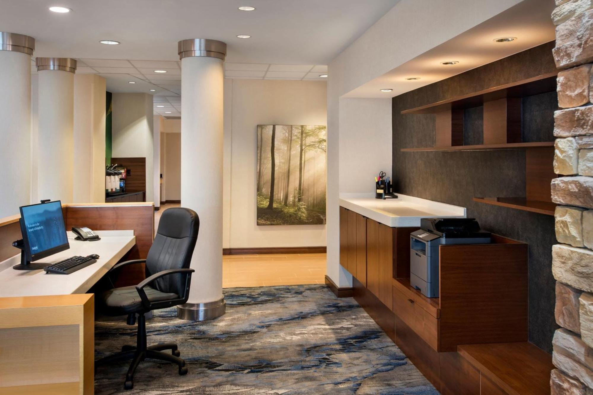 Fairfield Inn & Suites By Marriott Watertown Thousand Islands Exteriör bild